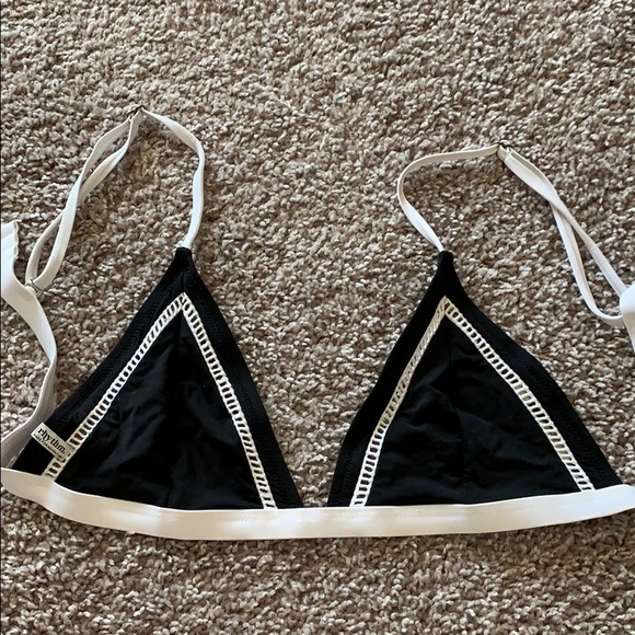 Rhythm bikini top - Picture 1 of 3